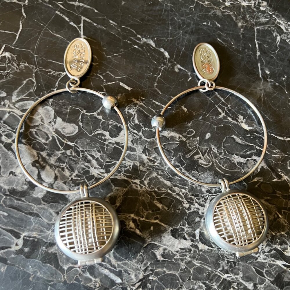Yankee Candle Charming Scents Silver Tone Vent Lockets For Fragrance Inserts 2 - Picture 6 of 7